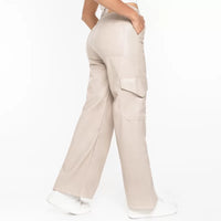 Pantalón en efecto Piel AX-2249 Beige