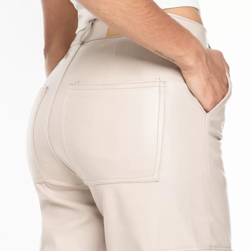 Pantalón en efecto Piel AX-2249 Beige