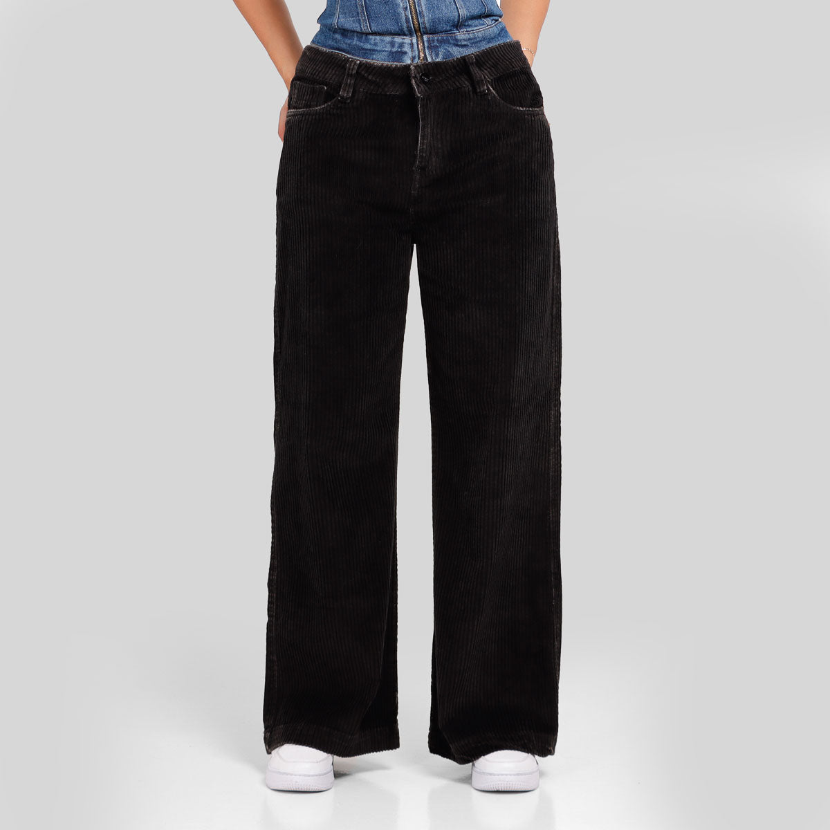 Pantalón en Pana Wide Leg Ax-2725