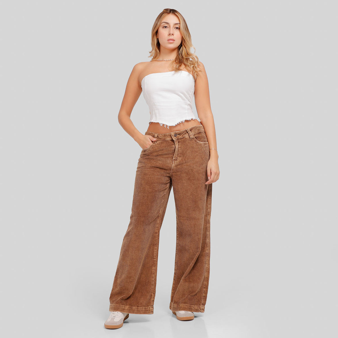 Pantalón en Pana Wide Leg Ax-2725