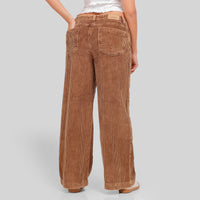 Pantalón en Pana Wide Leg Ax-2725