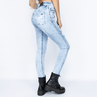 AXSPEN-FASHION-JEANS-TIRO-ALTO-FABRICANTES-DE-JEANS-COLOMBIANOS-JEANS-TENDENCIA-JEANS-COLOMBIA-DAMA
