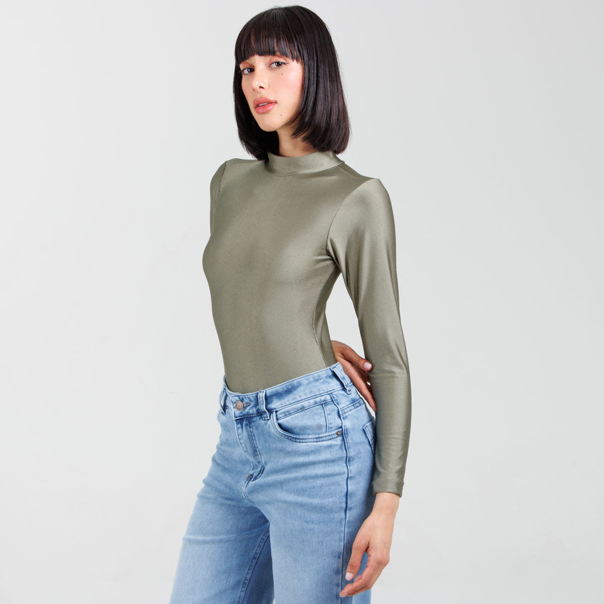 Body  Axspen B1802 Satinado