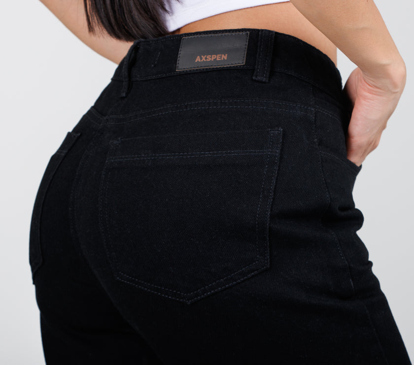 Jean Axspen Mom Fit Ax-2703 Negro Rigido