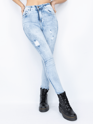 AXSPEN-FASHION-JEANS-TIRO-ALTO-FABRICANTES-DE-JEANS-COLOMBIANOS-JEANS-TENDENCIA-JEANS-COLOMBIA-DAMA